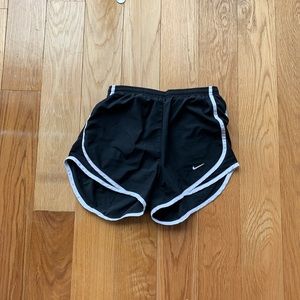 Nike tempo running shorts (black and white)